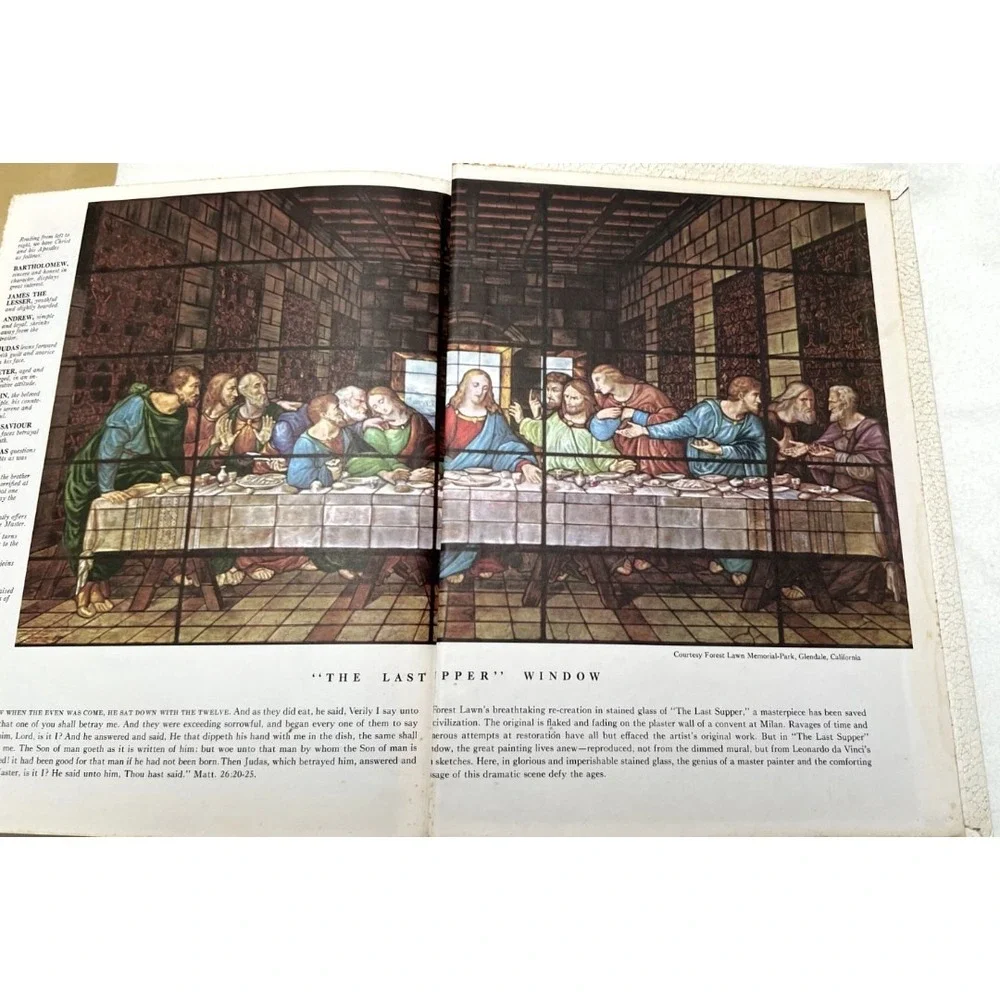 The Holy Bible (The Last Supper Edition.) Family Edition‎